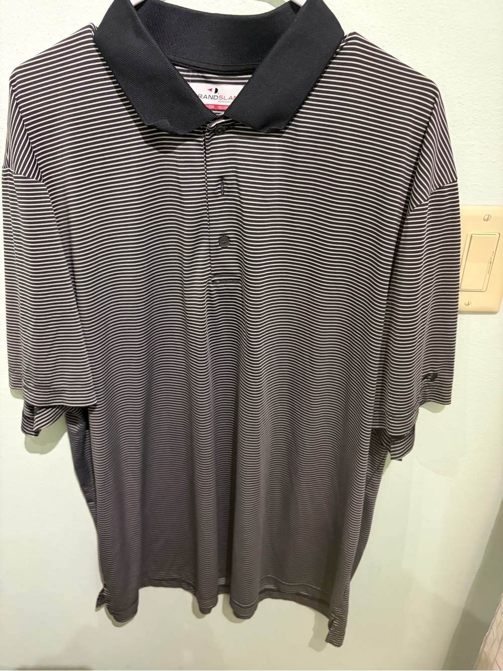 Grand Slam Men’s Black & White Striped Golf Shirt